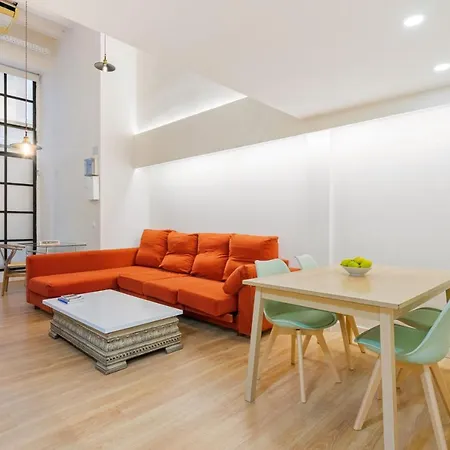 Quiet Gem With Jacuzzi In The Center Appartamento *